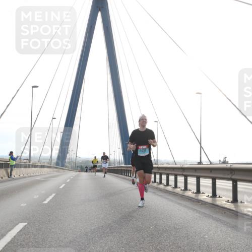 03.10.2024 - Köhlbrandbrückenlauf Jannik Wohlers http://msf.ph/oto/7187697 03.10.2024 09:18:04 Position 1 1032 meine-sportfotos.de