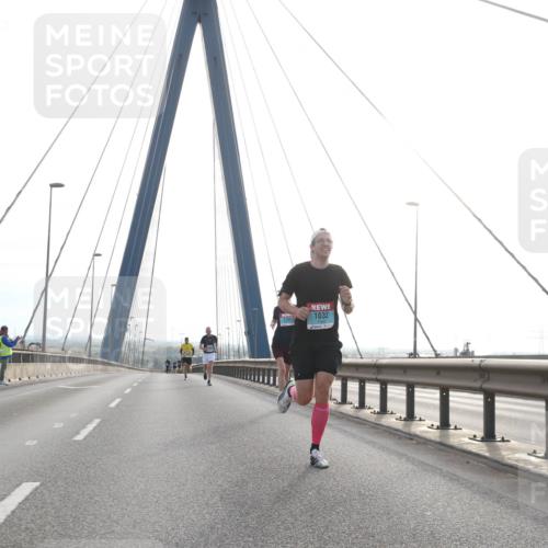 03.10.2024 - Köhlbrandbrückenlauf Jannik Wohlers http://msf.ph/oto/7187759 03.10.2024 09:18:04 Position 1 1165, 1032 meine-sportfotos.de