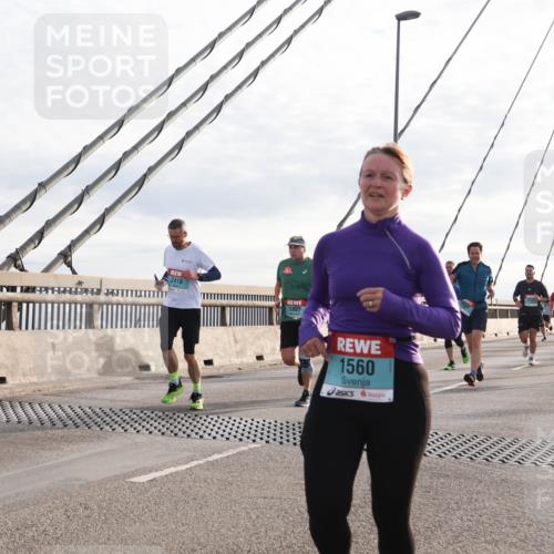 03.10.2024 - Köhlbrandbrückenlauf Matties Gatica Varas http://msf.ph/oto/7187813 03.10.2024 09:26:20 Position 2 2418, 1497, 1560, 1211 meine-sportfotos.de