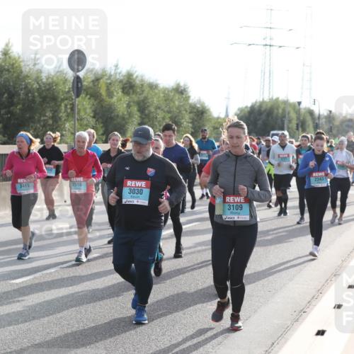 03.10.2024 - Köhlbrandbrückenlauf Fuchs,  Jonas http://msf.ph/oto/7187869 03.10.2024 09:22:46 Position 3 3469, 2516, 3030, 3109, 2343 meine-sportfotos.de