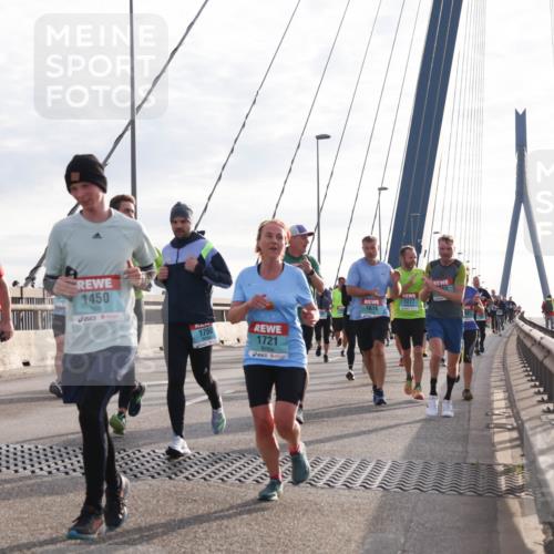 03.10.2024 - Köhlbrandbrückenlauf Matties Gatica Varas http://msf.ph/oto/7188173 03.10.2024 09:26:26 Position 2 3107, 1450, 1750, 1721, 1277, 1616 meine-sportfotos.de