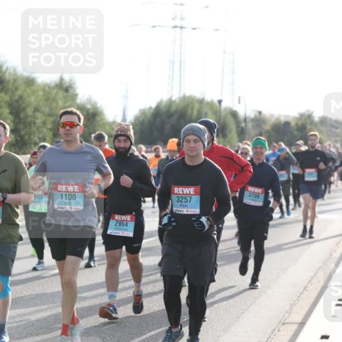 03.10.2024 - Köhlbrandbrückenlauf Fuchs,  Jonas http://msf.ph/oto/7188364 03.10.2024 09:23:07 Position 3 3115, 3159, 1100, 2954, 3257, 3709 meine-sportfotos.de