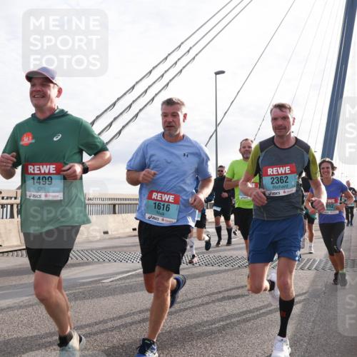 03.10.2024 - Köhlbrandbrückenlauf Matties Gatica Varas http://msf.ph/oto/7188414 03.10.2024 09:26:29 Position 2 1499, 1616, 2362, 892 meine-sportfotos.de