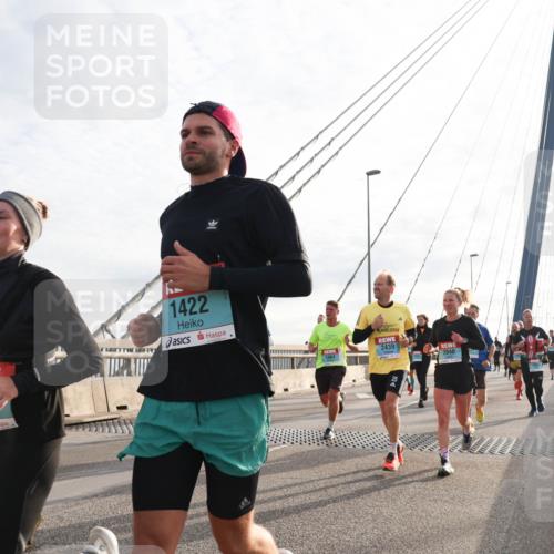 03.10.2024 - Köhlbrandbrückenlauf Matties Gatica Varas http://msf.ph/oto/7188467 03.10.2024 09:26:32 Position 2 1422, 2439, 1464, 2840 meine-sportfotos.de