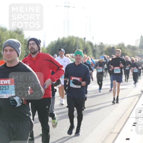03.10.2024 - Köhlbrandbrückenlauf Fuchs,  Jonas http://msf.ph/oto/7188478 03.10.2024 09:23:09 Position 3 2954, 3257 meine-sportfotos.de
