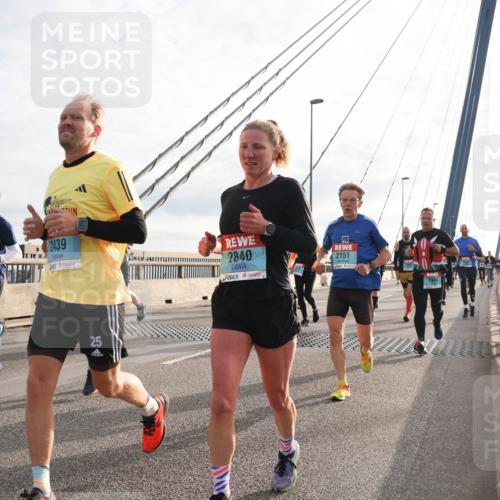 03.10.2024 - Köhlbrandbrückenlauf Matties Gatica Varas http://msf.ph/oto/7188508 03.10.2024 09:26:33 Position 2 1593, 2439, 25, 2840, 2151, 1984 meine-sportfotos.de