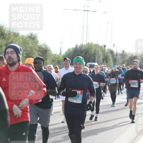 03.10.2024 - Köhlbrandbrückenlauf Fuchs,  Jonas http://msf.ph/oto/7188517 03.10.2024 09:23:10 Position 3 09, 884, 2941, 11, 111 meine-sportfotos.de