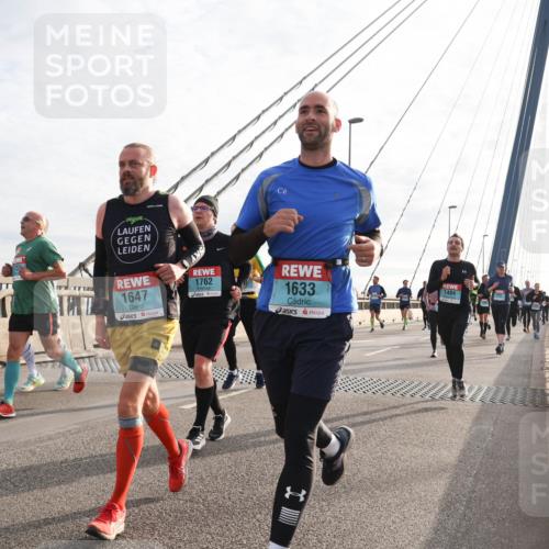 03.10.2024 - Köhlbrandbrückenlauf Matties Gatica Varas http://msf.ph/oto/7188772 03.10.2024 09:26:35 Position 2 1647, 1762, 1633, 1484, 1 meine-sportfotos.de