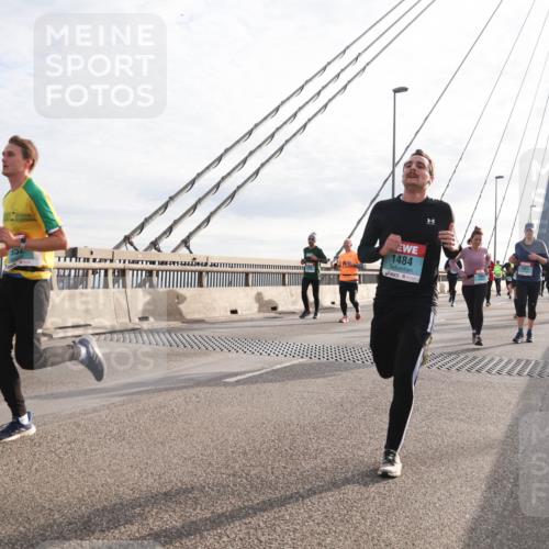 03.10.2024 - Köhlbrandbrückenlauf Matties Gatica Varas http://msf.ph/oto/7188807 03.10.2024 09:26:36 Position 2 1484, 3, 1901 meine-sportfotos.de