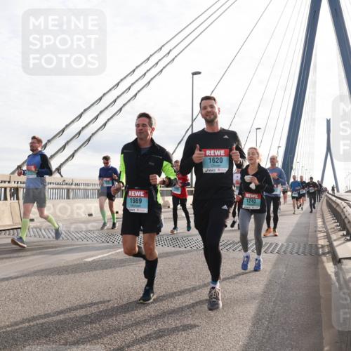 03.10.2024 - Köhlbrandbrückenlauf Matties Gatica Varas http://msf.ph/oto/7189029 03.10.2024 09:26:40 Position 2 1989, 1620, 1240 meine-sportfotos.de