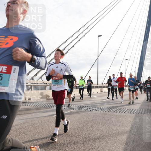 03.10.2024 - Köhlbrandbrückenlauf Matties Gatica Varas http://msf.ph/oto/7189165 03.10.2024 09:26:43 Position 2 1565, 1565, 2400 meine-sportfotos.de