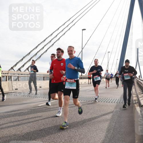 03.10.2024 - Köhlbrandbrückenlauf Matties Gatica Varas http://msf.ph/oto/7189338 03.10.2024 09:26:45 Position 2 1710, 1541, 1692, 1849 meine-sportfotos.de