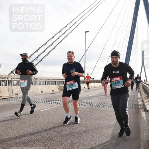 03.10.2024 - Köhlbrandbrückenlauf Matties Gatica Varas http://msf.ph/oto/7189458 03.10.2024 09:26:46 Position 2 1522, 852, 1692, 1849 meine-sportfotos.de