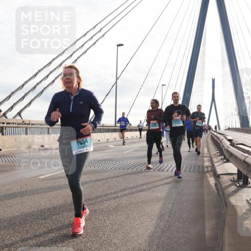 03.10.2024 - Köhlbrandbrückenlauf Matties Gatica Varas http://msf.ph/oto/7189790 03.10.2024 09:26:50 Position 2 1654, 1151, 1298 meine-sportfotos.de