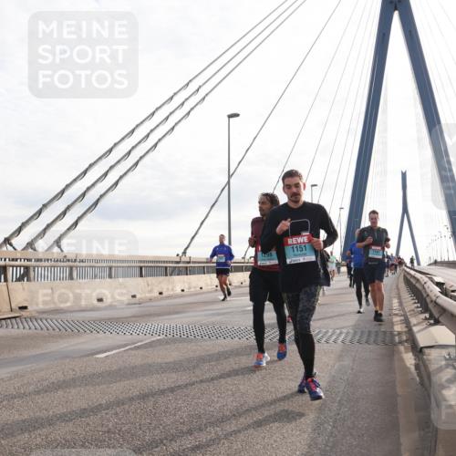 03.10.2024 - Köhlbrandbrückenlauf Matties Gatica Varas http://msf.ph/oto/7189816 03.10.2024 09:26:51 Position 2 1298, 1151, 1147 meine-sportfotos.de