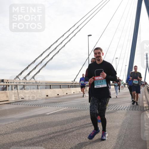 03.10.2024 - Köhlbrandbrückenlauf Matties Gatica Varas http://msf.ph/oto/7189843 03.10.2024 09:26:51 Position 2 1151, 1147 meine-sportfotos.de