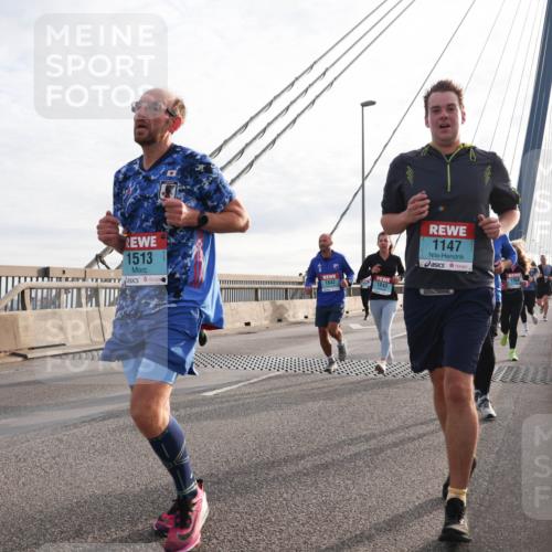 03.10.2024 - Köhlbrandbrückenlauf Matties Gatica Varas http://msf.ph/oto/7190018 03.10.2024 09:26:53 Position 2 1513, 1147, 1842, 1843 meine-sportfotos.de
