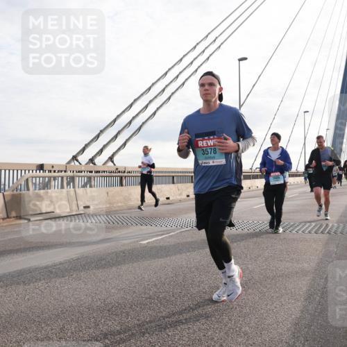 03.10.2024 - Köhlbrandbrückenlauf Matties Gatica Varas http://msf.ph/oto/7190162 03.10.2024 09:26:56 Position 2 3578, 1605 meine-sportfotos.de