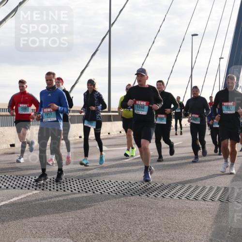 03.10.2024 - Köhlbrandbrückenlauf Matties Gatica Varas http://msf.ph/oto/7190893 03.10.2024 09:27:10 Position 2 1398, 1559, 1590, 1917, 1200, 1831, 2050 meine-sportfotos.de