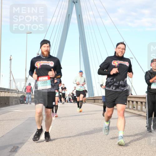 03.10.2024 - Köhlbrandbrückenlauf Jannik Wohlers http://msf.ph/oto/7190918 03.10.2024 09:44:34 Position 2 2005, 3585 meine-sportfotos.de