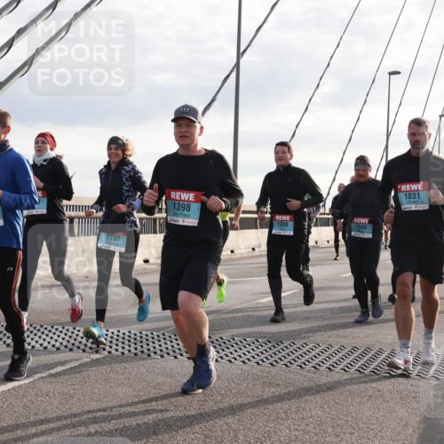 03.10.2024 - Köhlbrandbrückenlauf Matties Gatica Varas http://msf.ph/oto/7190980 03.10.2024 09:27:10 Position 2 1559, 1917, 1787, 1831, 1398, 1303, 1200, 1590, 2050 meine-sportfotos.de