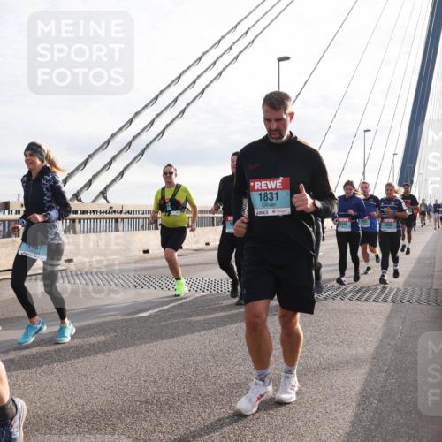 03.10.2024 - Köhlbrandbrückenlauf Matties Gatica Varas http://msf.ph/oto/7191114 03.10.2024 09:27:12 Position 2 1, 1781, 1831, 2049 meine-sportfotos.de