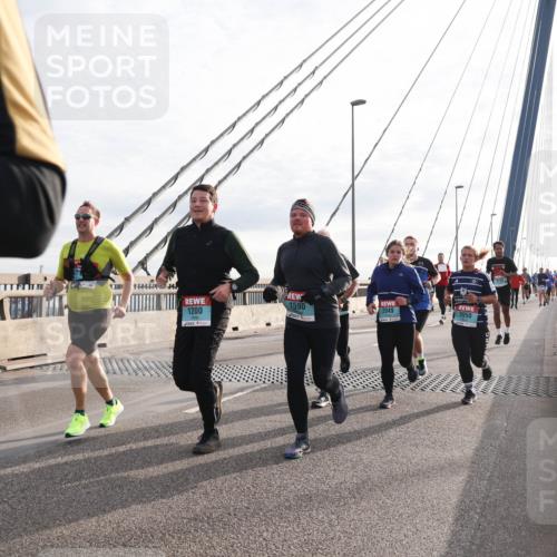 03.10.2024 - Köhlbrandbrückenlauf Matties Gatica Varas http://msf.ph/oto/7191148 03.10.2024 09:27:12 Position 2 1590, 1200, 2049, 2050 meine-sportfotos.de