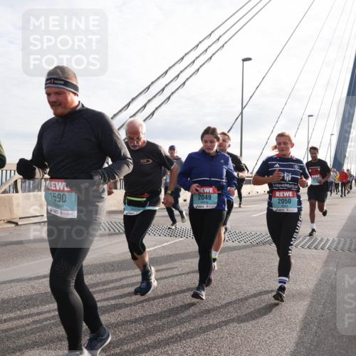 03.10.2024 - Köhlbrandbrückenlauf Matties Gatica Varas http://msf.ph/oto/7191248 03.10.2024 09:27:13 Position 2 1200, 1590, 2049, 2050 meine-sportfotos.de