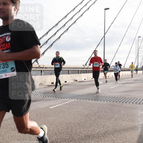 03.10.2024 - Köhlbrandbrückenlauf Matties Gatica Varas http://msf.ph/oto/7191411 03.10.2024 09:27:15 Position 2 2735, 2558 meine-sportfotos.de