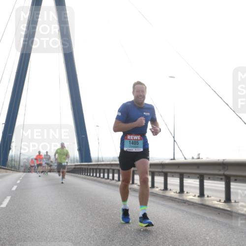 03.10.2024 - Köhlbrandbrückenlauf Jannik Wohlers http://msf.ph/oto/7191547 03.10.2024 09:18:52 Position 1 1405 meine-sportfotos.de