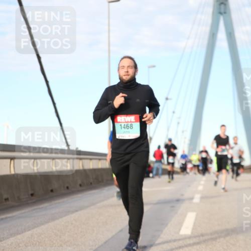 03.10.2024 - Köhlbrandbrückenlauf Jannik Wohlers http://msf.ph/oto/7192583 03.10.2024 09:44:41 Position 2 1468 meine-sportfotos.de