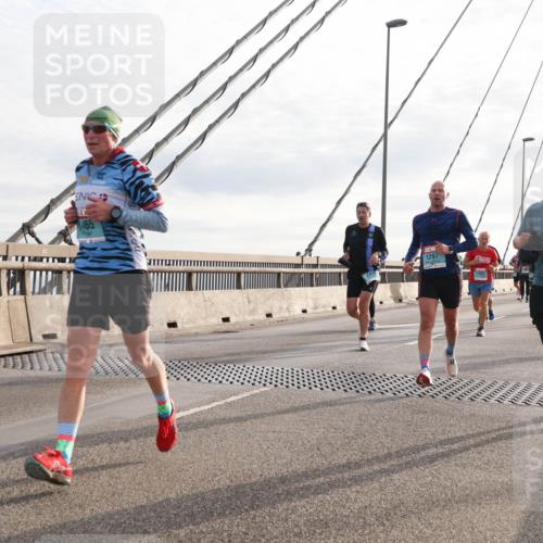 03.10.2024 - Köhlbrandbrückenlauf Matties Gatica Varas http://msf.ph/oto/7192724 03.10.2024 09:27:33 Position 2 465, 1297, 1009 meine-sportfotos.de