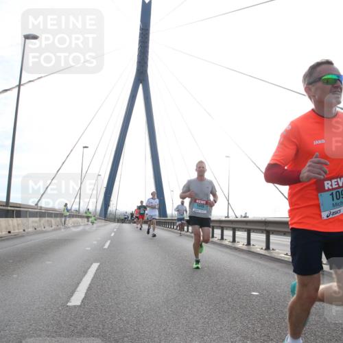 03.10.2024 - Köhlbrandbrückenlauf Jannik Wohlers http://msf.ph/oto/7192783 03.10.2024 09:19:00 Position 1 1055, 1090 meine-sportfotos.de