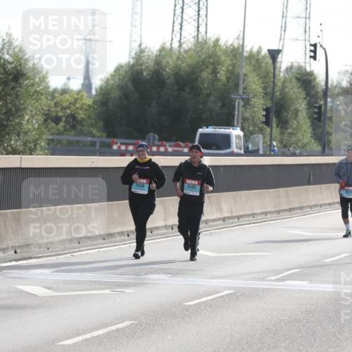 03.10.2024 - Köhlbrandbrückenlauf Fuchs,  Jonas http://msf.ph/oto/7192892 03.10.2024 09:26:05 Position 3 3588, 3585, 3473 meine-sportfotos.de