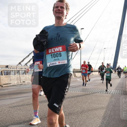 03.10.2024 - Köhlbrandbrückenlauf Matties Gatica Varas http://msf.ph/oto/7192904 03.10.2024 09:27:35 Position 2 129, 1009 meine-sportfotos.de
