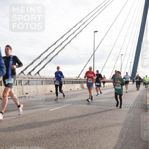 03.10.2024 - Köhlbrandbrückenlauf Matties Gatica Varas http://msf.ph/oto/7192932 03.10.2024 09:27:35 Position 2 9, 2475, 1703, 2483 meine-sportfotos.de