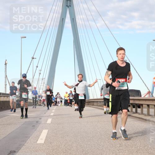 03.10.2024 - Köhlbrandbrückenlauf Jannik Wohlers http://msf.ph/oto/7193160 03.10.2024 09:44:44 Position 2 1956, 3473, 163 meine-sportfotos.de