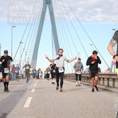 03.10.2024 - Köhlbrandbrückenlauf Jannik Wohlers http://msf.ph/oto/7193262 03.10.2024 09:44:45 Position 2 1652, 1956, 3473, 9, 3163 meine-sportfotos.de