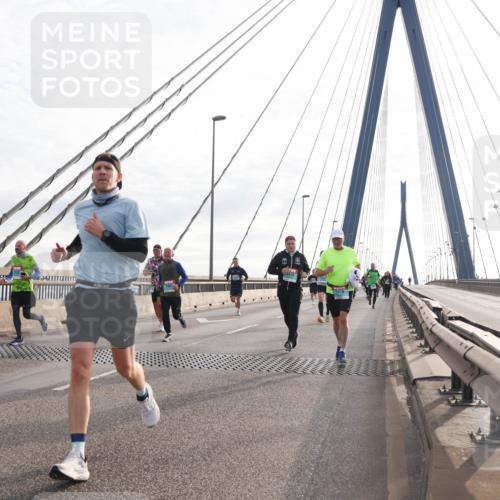03.10.2024 - Köhlbrandbrückenlauf Matties Gatica Varas http://msf.ph/oto/7193267 03.10.2024 09:27:39 Position 2  meine-sportfotos.de