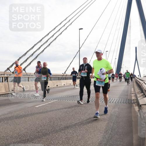 03.10.2024 - Köhlbrandbrückenlauf Matties Gatica Varas http://msf.ph/oto/7193337 03.10.2024 09:27:40 Position 2 1886, 1436, 1776 meine-sportfotos.de
