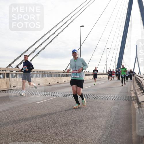 03.10.2024 - Köhlbrandbrückenlauf Matties Gatica Varas http://msf.ph/oto/7193488 03.10.2024 09:27:42 Position 2 1376 meine-sportfotos.de