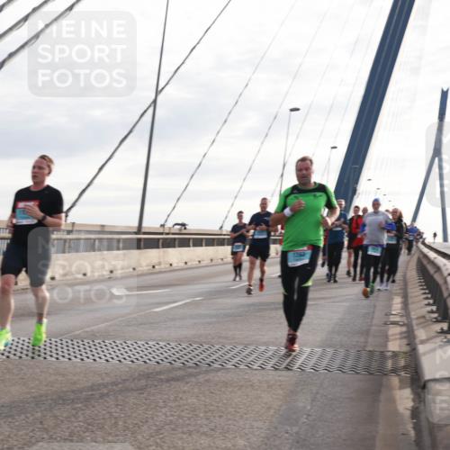 03.10.2024 - Köhlbrandbrückenlauf Matties Gatica Varas http://msf.ph/oto/7193710 03.10.2024 09:27:45 Position 2  meine-sportfotos.de