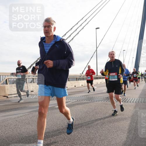 03.10.2024 - Köhlbrandbrückenlauf Matties Gatica Varas http://msf.ph/oto/7195290 03.10.2024 09:28:10 Position 2 1727 meine-sportfotos.de