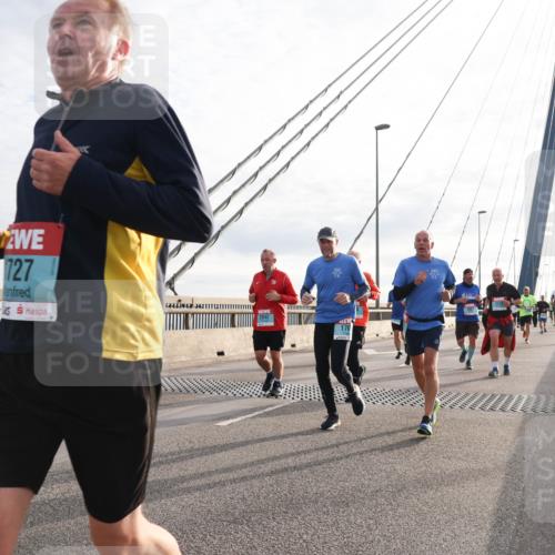 03.10.2024 - Köhlbrandbrückenlauf Matties Gatica Varas http://msf.ph/oto/7195381 03.10.2024 09:28:11 Position 2 727, 65, 170 meine-sportfotos.de
