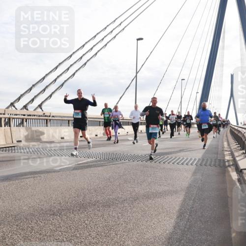 03.10.2024 - Köhlbrandbrückenlauf Matties Gatica Varas http://msf.ph/oto/7195932 03.10.2024 09:28:18 Position 2 2017 meine-sportfotos.de
