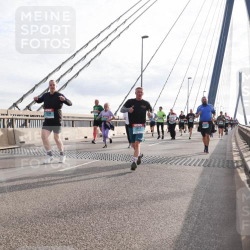 03.10.2024 - Köhlbrandbrückenlauf Matties Gatica Varas http://msf.ph/oto/7195985 03.10.2024 09:28:19 Position 2 1296, 2017, 2788 meine-sportfotos.de