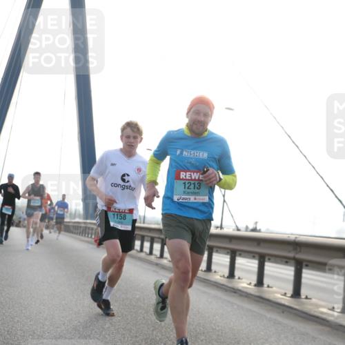 03.10.2024 - Köhlbrandbrückenlauf Jannik Wohlers http://msf.ph/oto/7196053 03.10.2024 09:19:32 Position 1 1158, 1213, 1013 meine-sportfotos.de