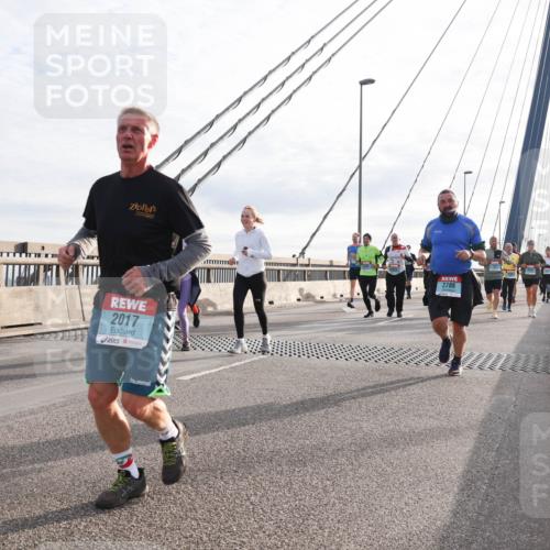 03.10.2024 - Köhlbrandbrückenlauf Matties Gatica Varas http://msf.ph/oto/7196067 03.10.2024 09:28:20 Position 2 2017, 2788 meine-sportfotos.de