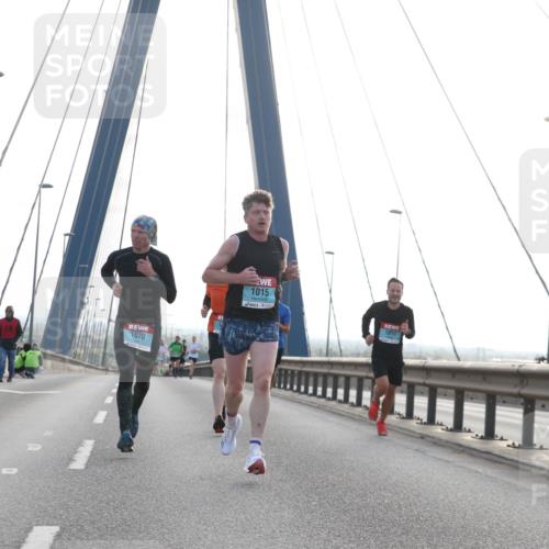 03.10.2024 - Köhlbrandbrückenlauf Jannik Wohlers http://msf.ph/oto/7196222 03.10.2024 09:19:34 Position 1 1070, 1015, 1017 meine-sportfotos.de
