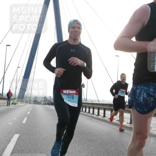 03.10.2024 - Köhlbrandbrückenlauf Jannik Wohlers http://msf.ph/oto/7196494 03.10.2024 09:19:36 Position 1 1070, 1017, 1015 meine-sportfotos.de